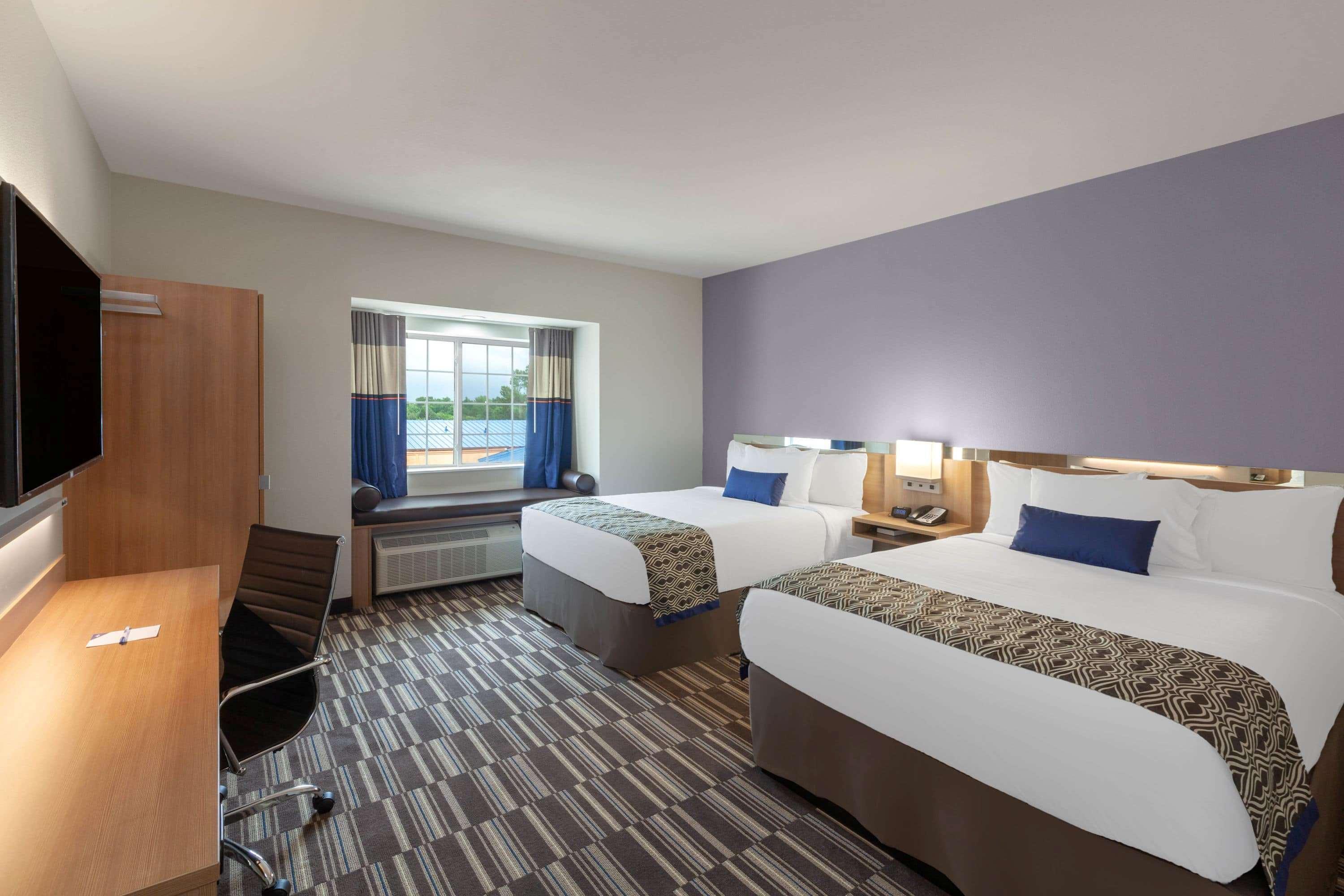 Microtel & By Wyndham College Station